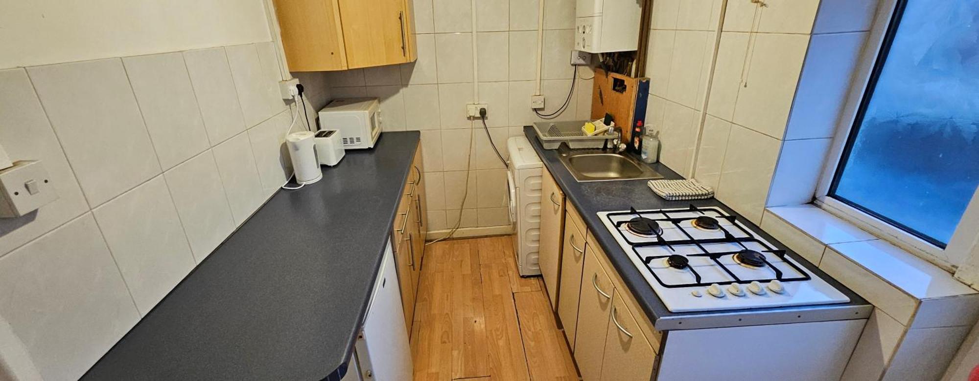 No Frills & Nothing Fancy 1 Bed Studio City Centre Κάρντιφ Εξωτερικό φωτογραφία